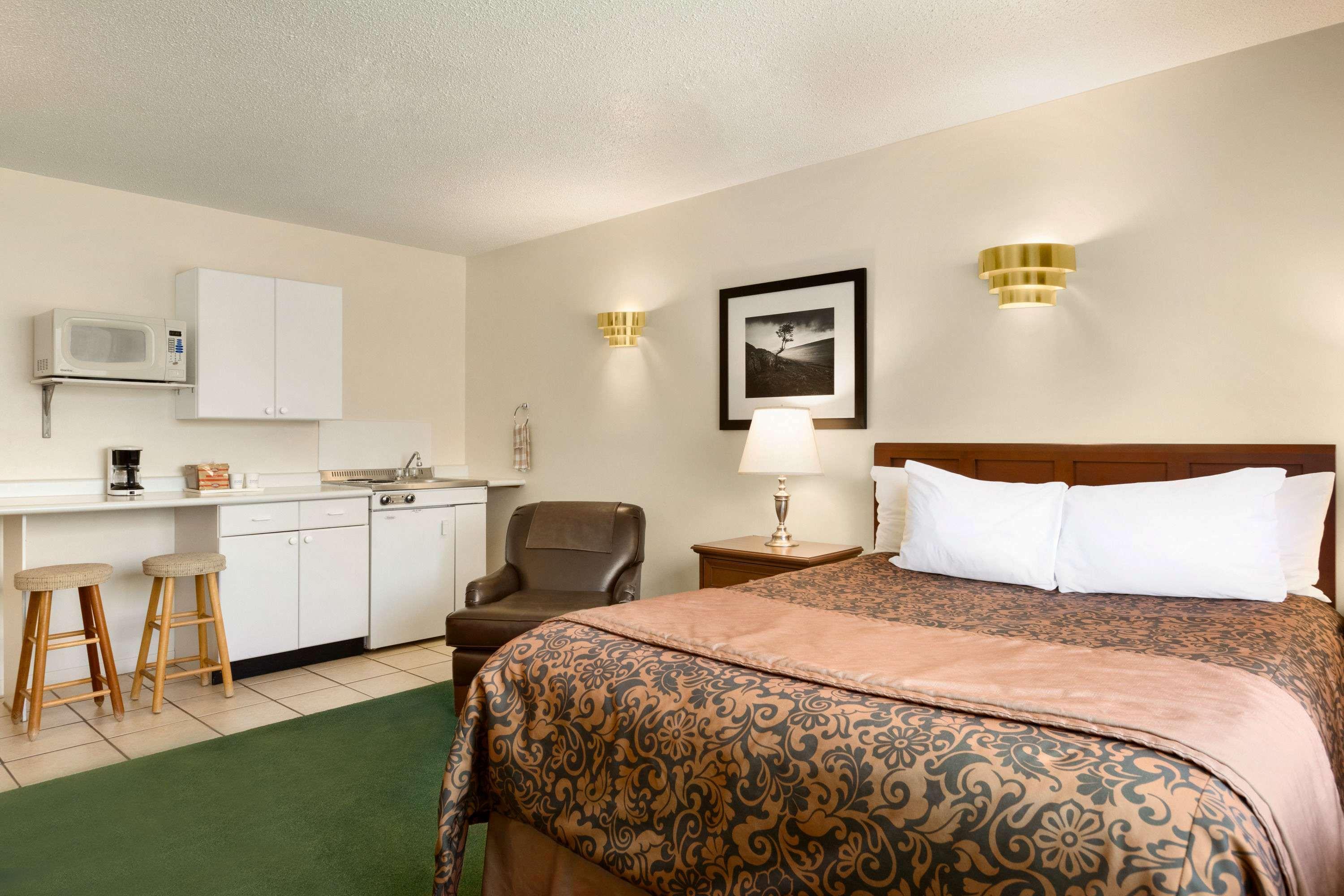 Travelodge By Wyndham Simcoe Luaran gambar